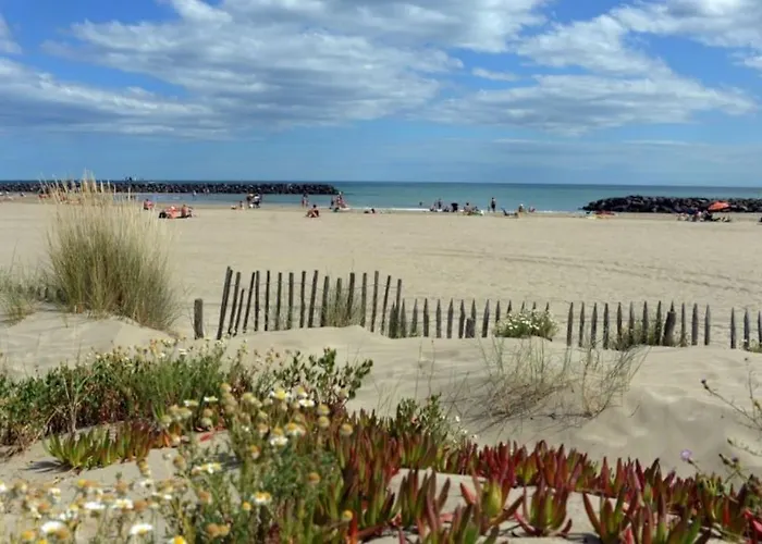 La Desirade I, Mezzanine, Centre Port شقة